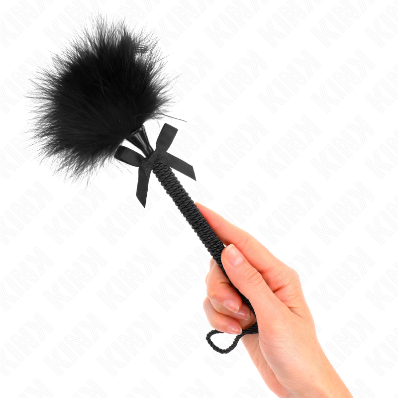 KINK lechtátko z peří s nylonovou stuhou a černou mašlí, 25 cm