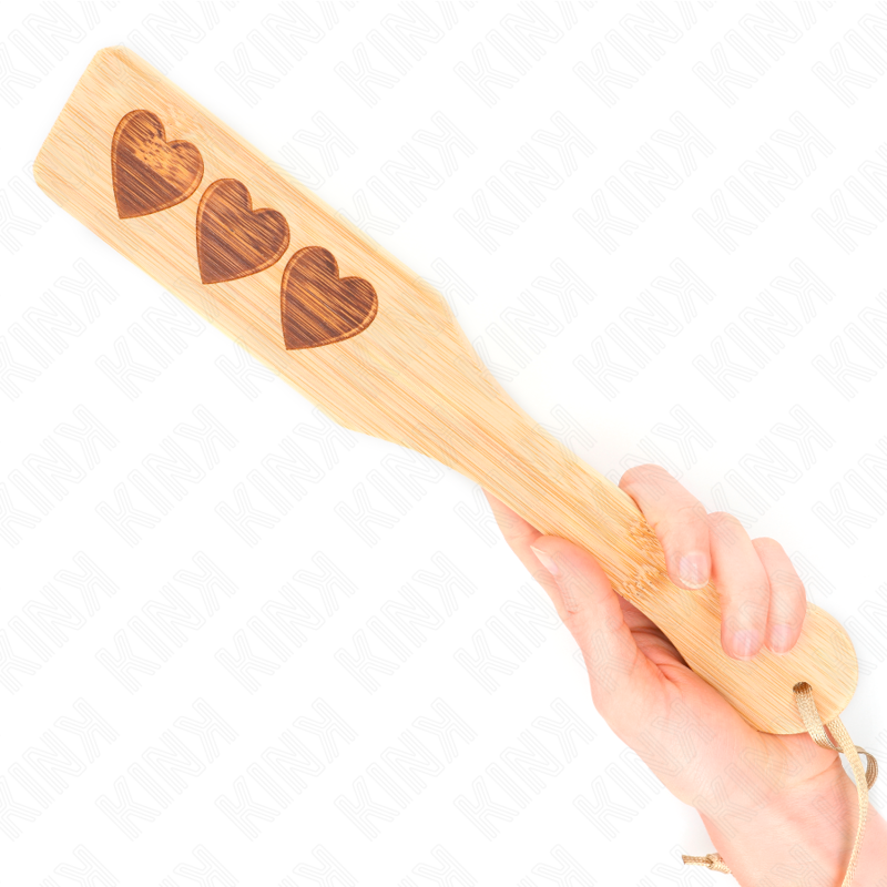 Bambusové paddle KINK se srdcovým motivem, 32 × 5,5 cm